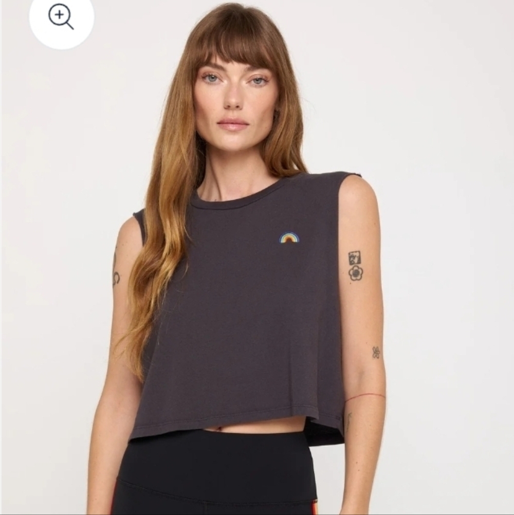 Spiritual Gangster Rainbow Callie Crop Tank 🦈